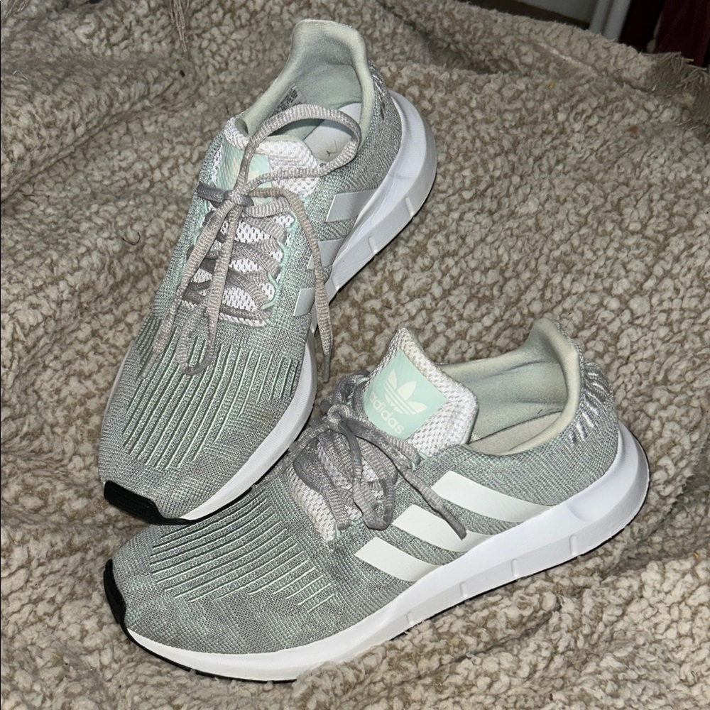 Like New Pair of Adidas Women's Mint and Gray Color Mix Athletic Shoes, Sz 10